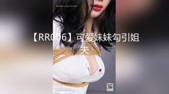 ⚫️⚫️全网疯传的南京某学校极品清纯校花，抖音63W粉【小坦克】不雅私拍，女神竟用道具插粉穴，表情销魂极度反差