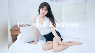 商场女厕全景偷拍多位年轻嫩妹的极品美鲍