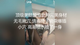 温州小骚货活真的好,制服诱惑双辫子太可爱了，卖力口交