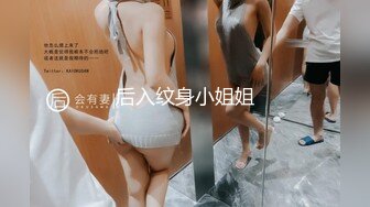 带著狼牙套从后面猛操清纯苗条的漂亮女友 还没干几下她就受不了了