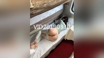 台湾SWAG美女Daisybaby約旅館外拍好騷攝影師受不了狂操射精在臉上