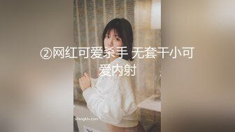 《魔手外购极品CP》公园女厕偸拍数位良家少妇熟女方便~人逼同步正面4K特写绝对惊艳~貌似一位阴门大开的少妇在自摸 (1)