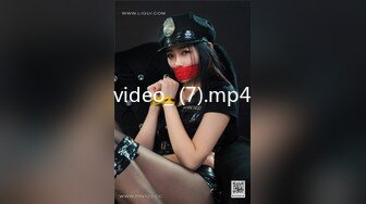 蜜桃影像傳媒 PMC345 引誘面試的女大學生下海 斑斑